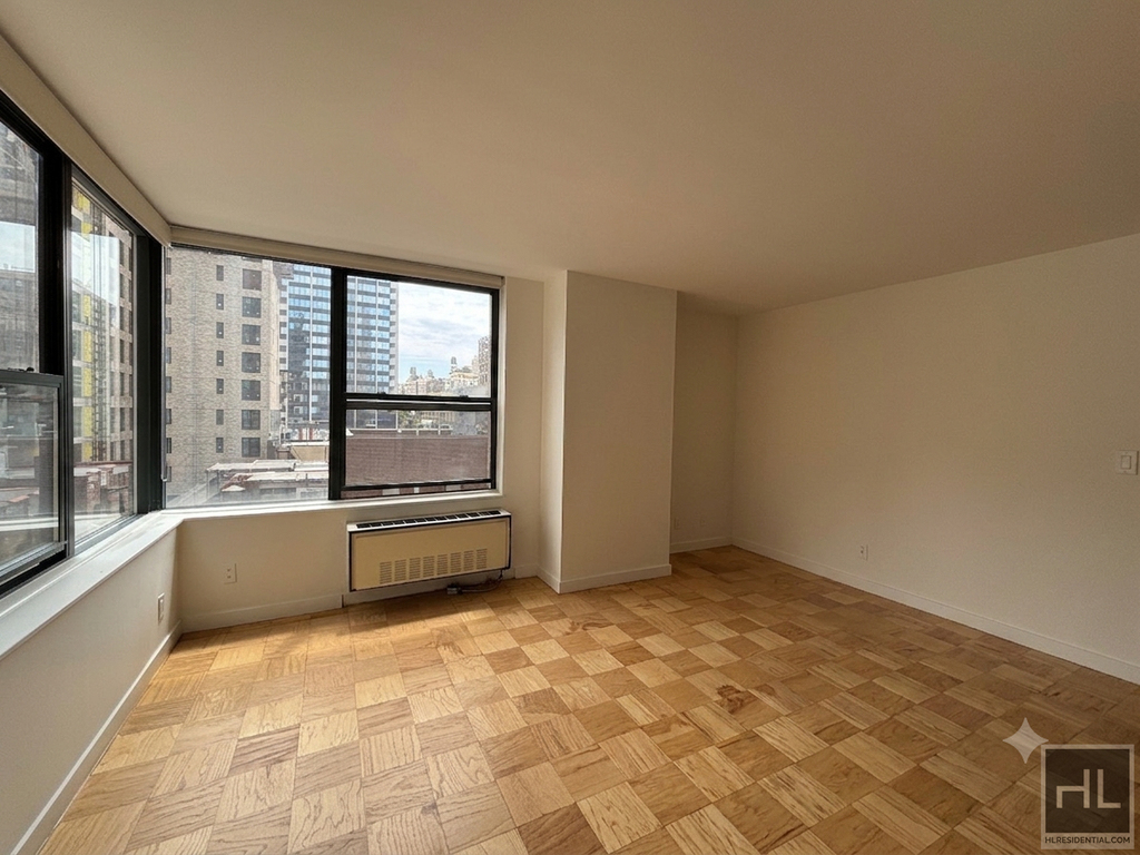 West 87th Street - Photo 1