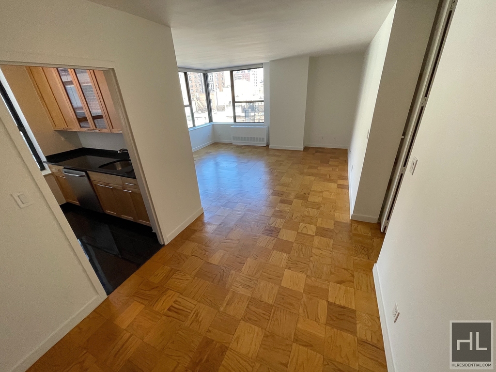 West 87th Street - Photo 2