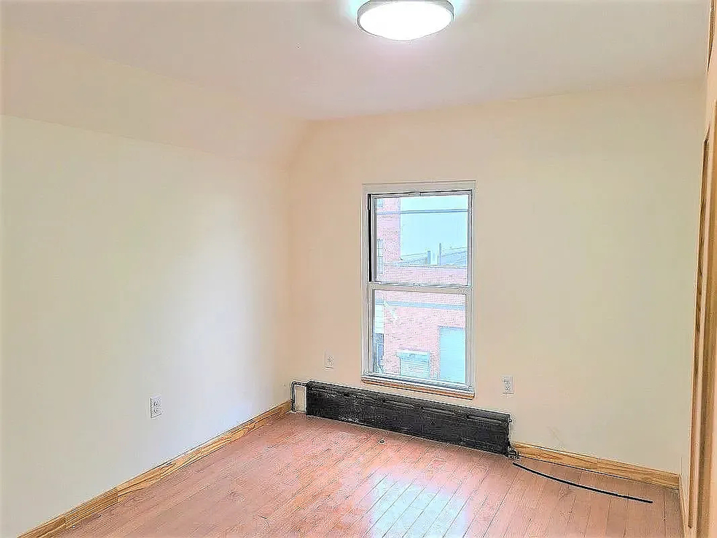 430 39th Street - Photo 2