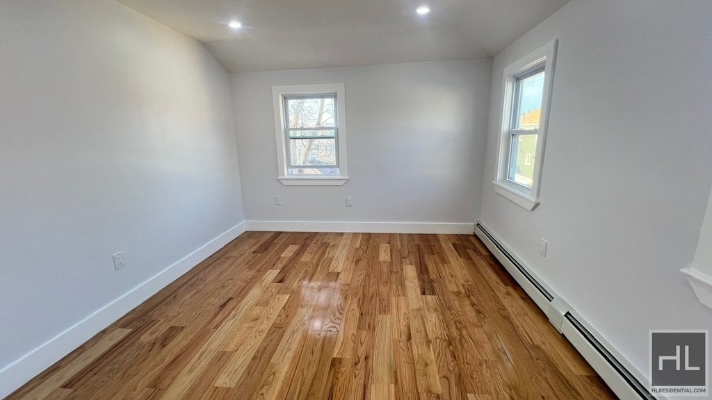 153-23 123 Avenue - Photo 5