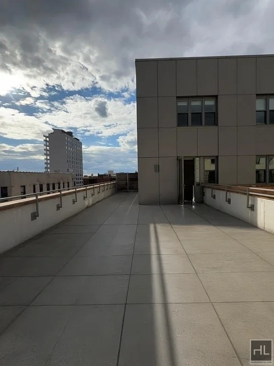 310 Clarkson Avenue - Photo 10