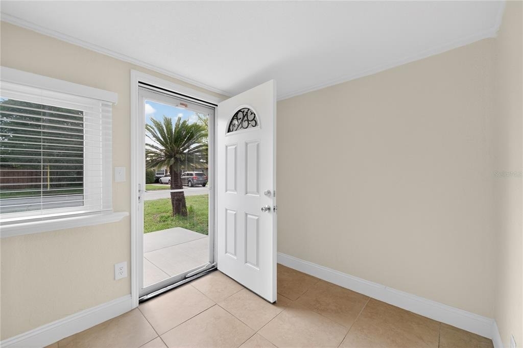 2280 Norwell Avenue - Photo 2