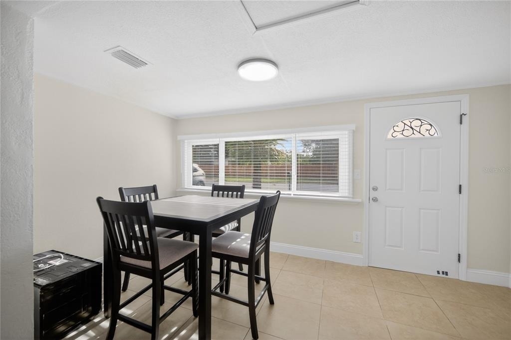 2280 Norwell Avenue - Photo 3