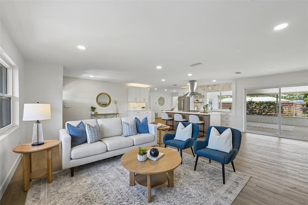 6735 Keystone Drive - Photo 8