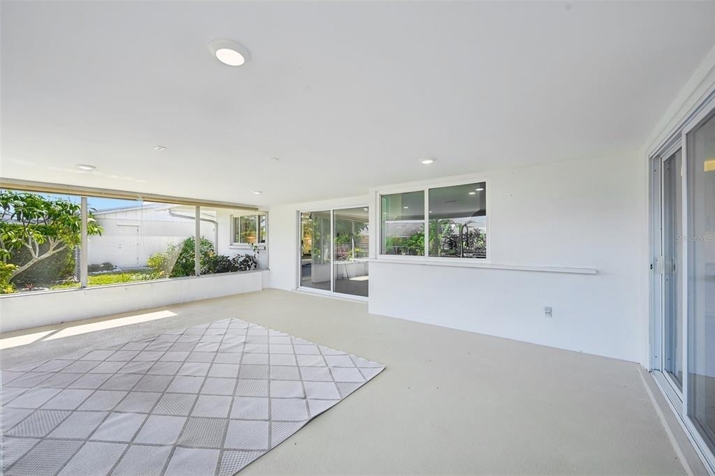 6735 Keystone Drive - Photo 41