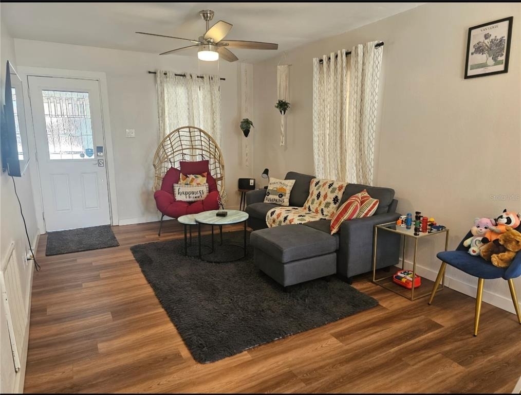 2015 Oakwood Avenue - Photo 3