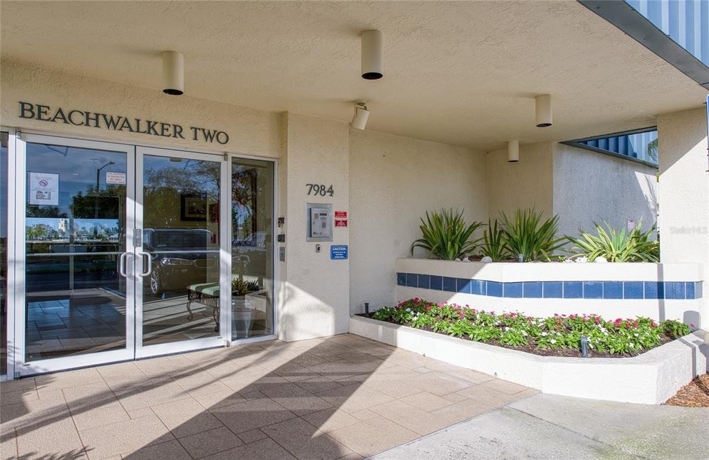 7984 Sailboat Key Boulevard S - Photo 1