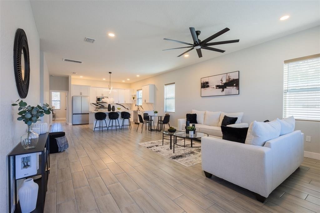 9912 Golden Loop - Photo 8