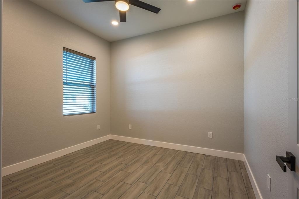 9912 Golden Loop - Photo 26