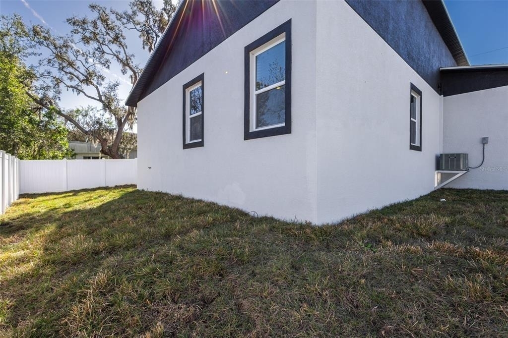 9912 Golden Loop - Photo 43