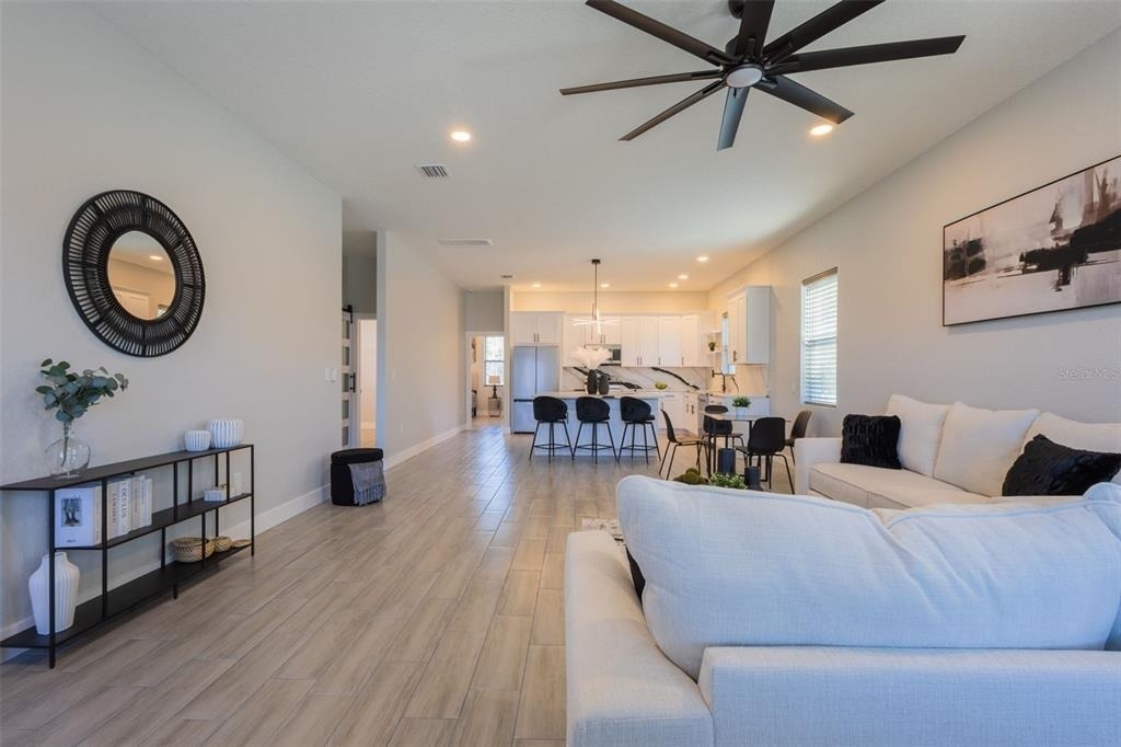 9912 Golden Loop - Photo 10