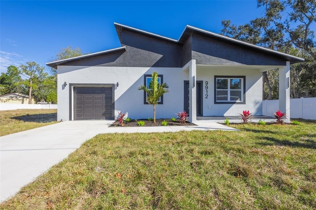 9912 Golden Loop - Photo 0