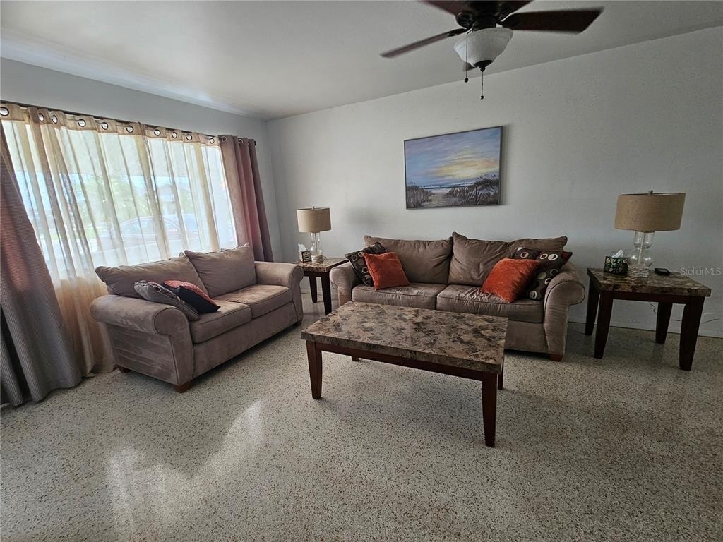 1703 Amhurst Circle - Photo 11