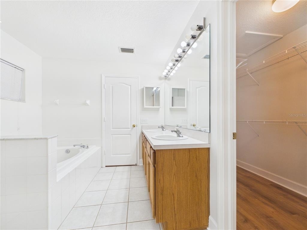 10553 Egret Haven Lane - Photo 22