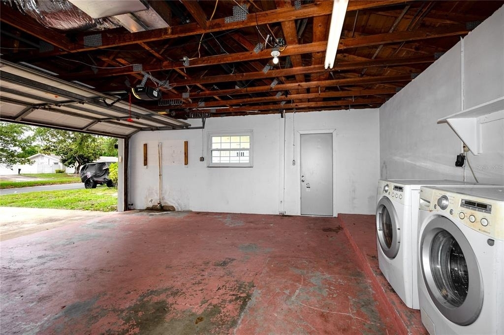 2260 Harn Boulevard - Photo 26