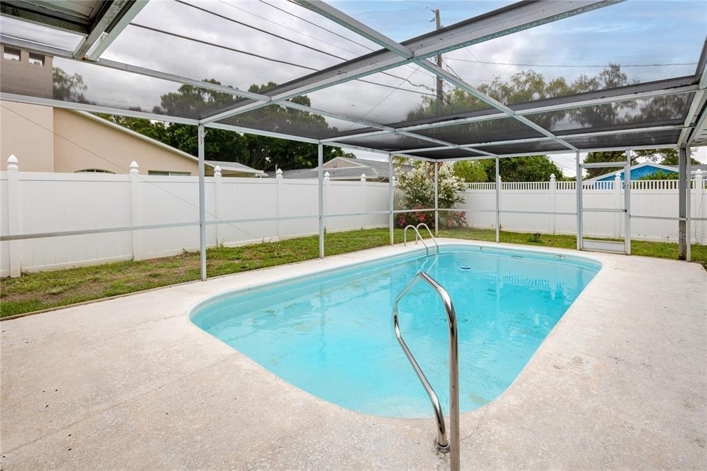 2260 Harn Boulevard - Photo 29