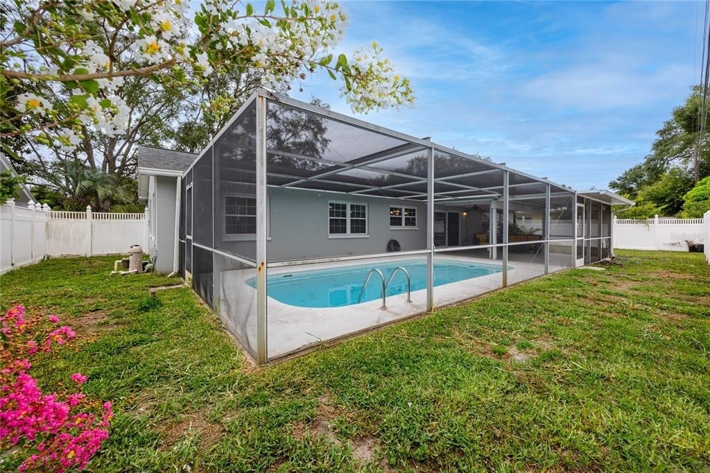 2260 Harn Boulevard - Photo 31