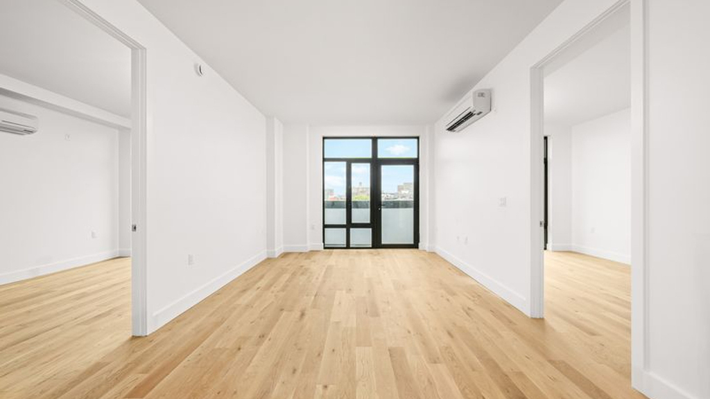 597 Grand St 11211 - Photo 17