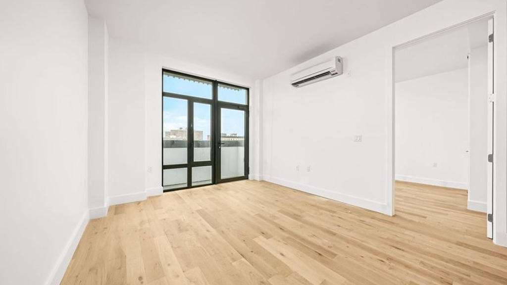 597 Grand St 11211 - Photo 14