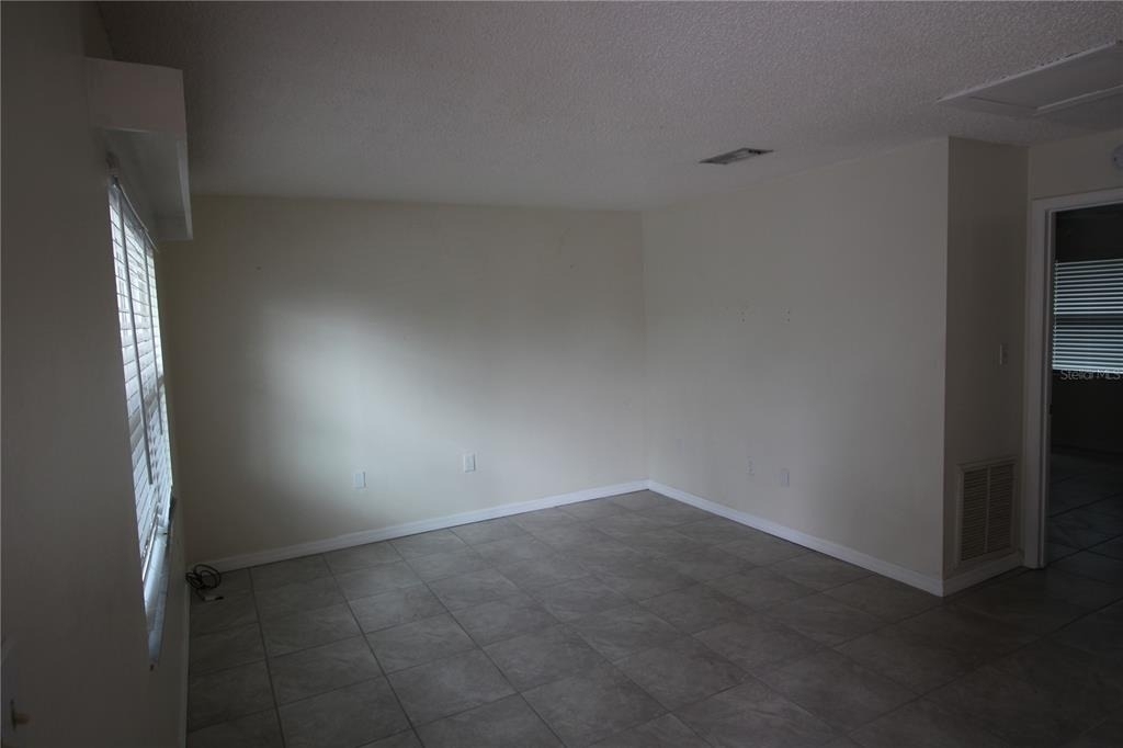 920 Columbia Avenue - Photo 7