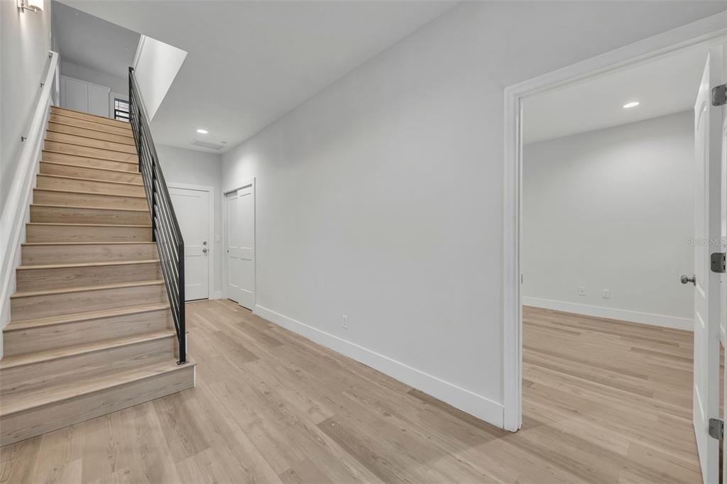 62 W Jersey Street - Photo 4