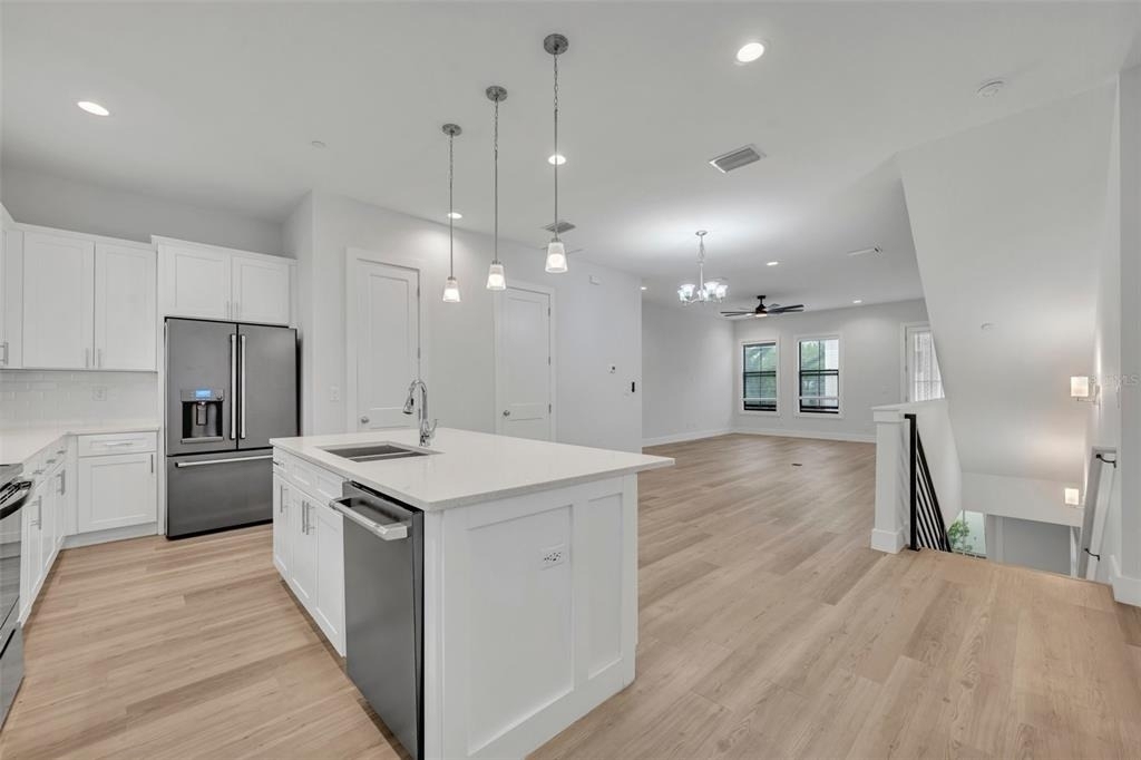62 W Jersey Street - Photo 7