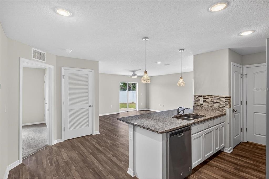 842 Gila Way - Photo 5