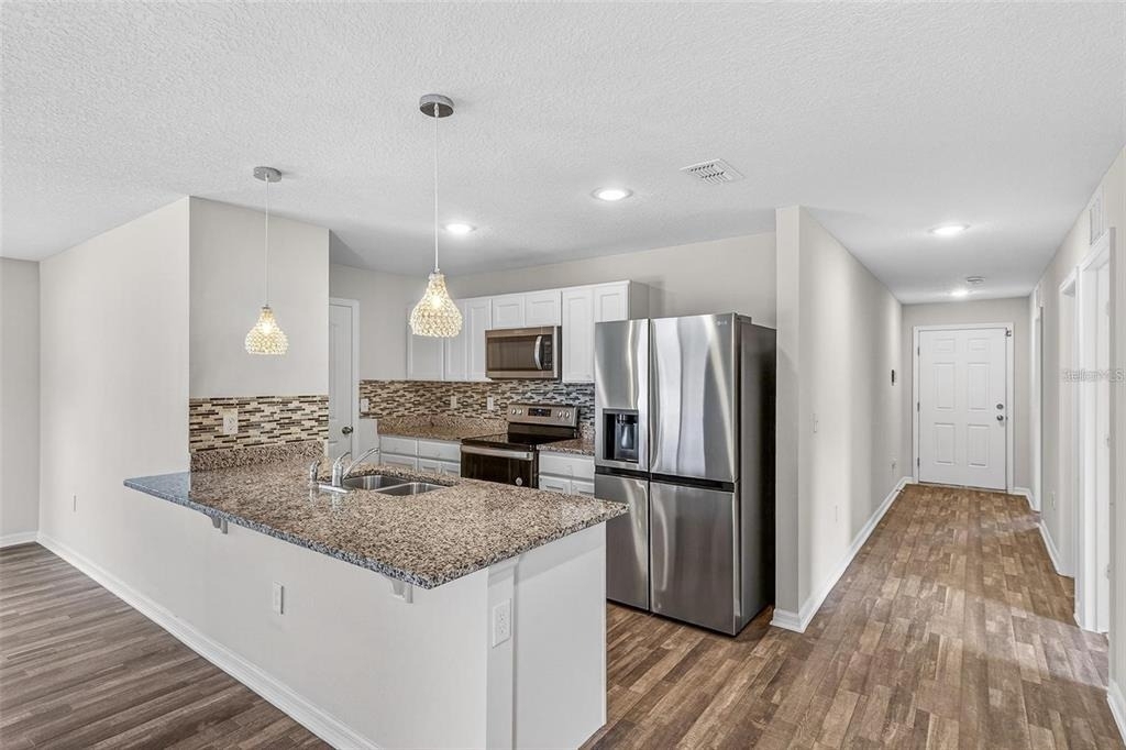 842 Gila Way - Photo 4