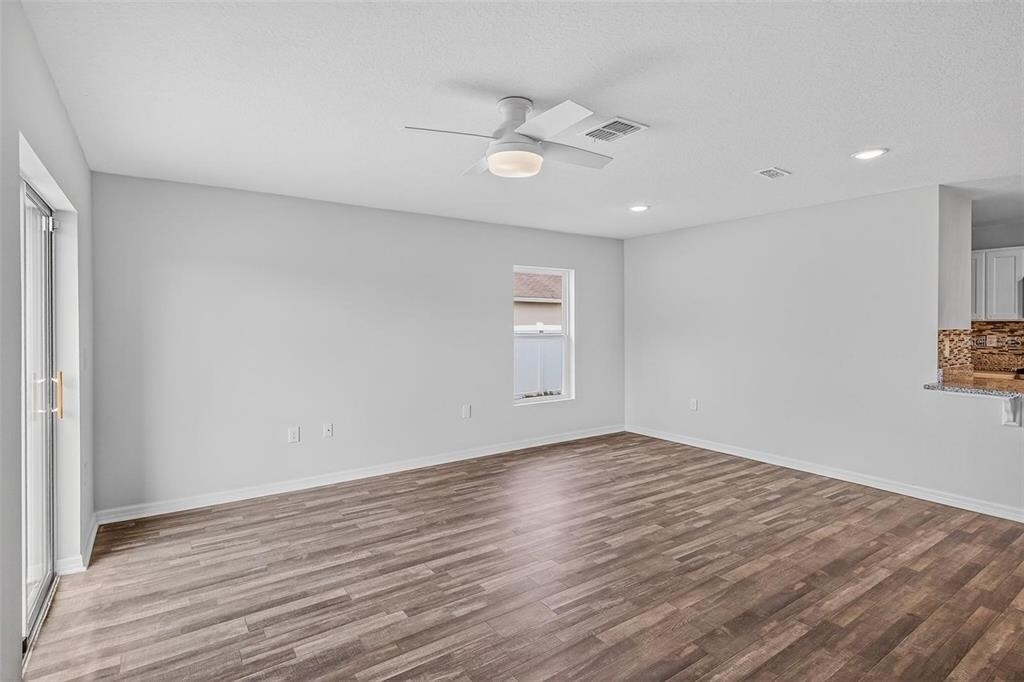842 Gila Way - Photo 10