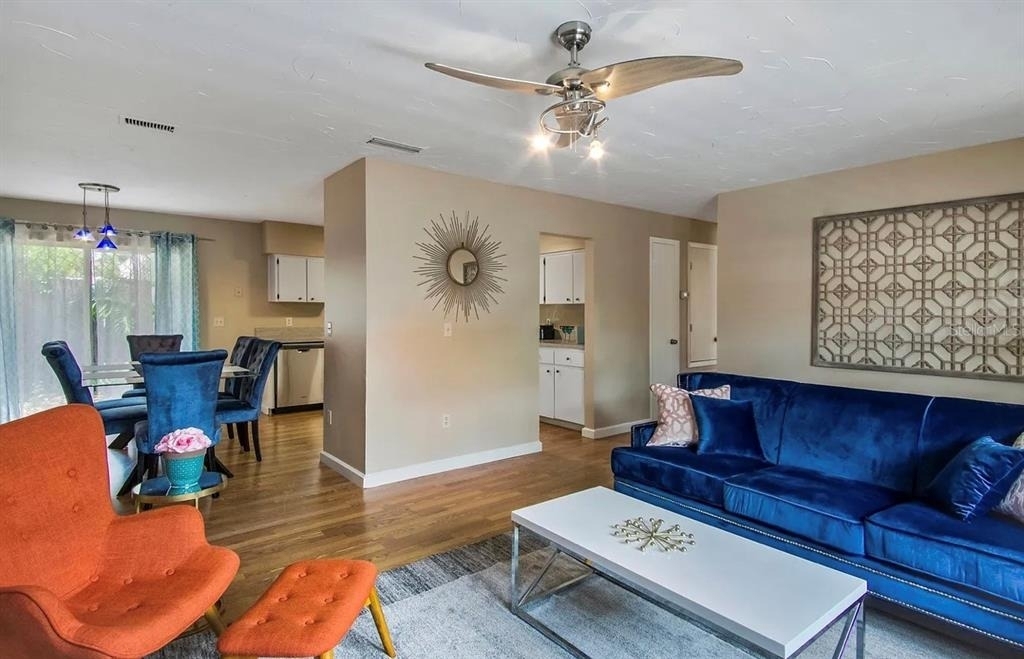 1137 South Pennsylvania Avenue - Photo 5