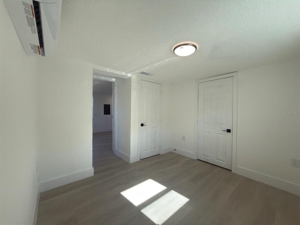 401 E Columbus Drive - Photo 10