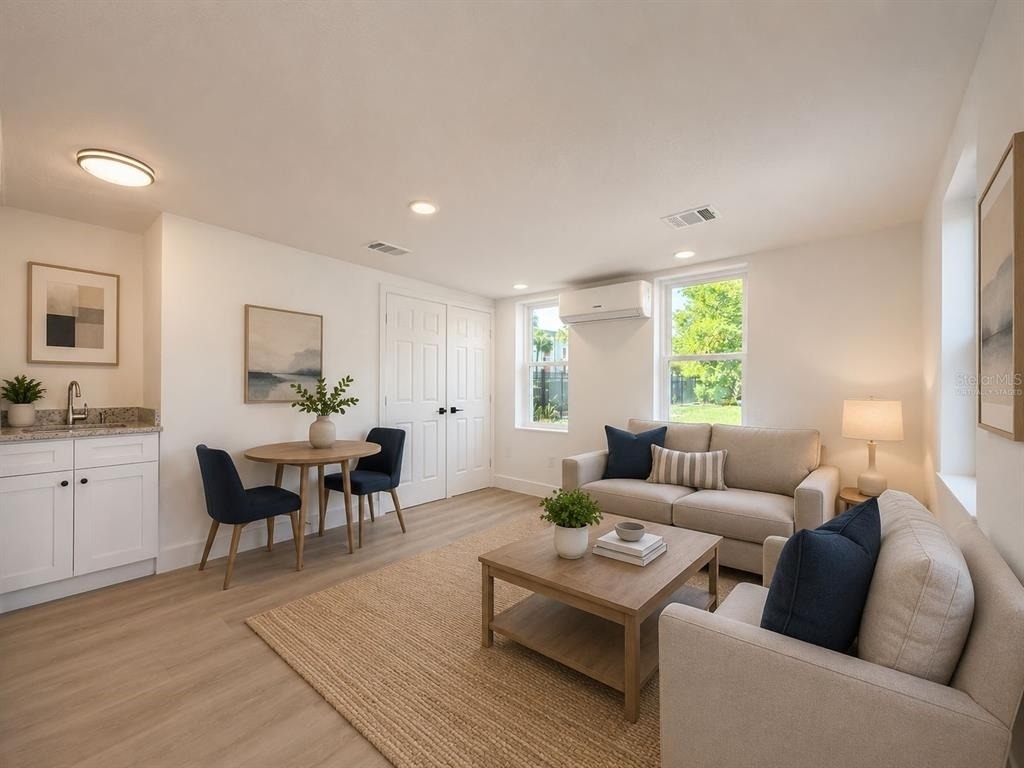 401 E Columbus Drive - Photo 1