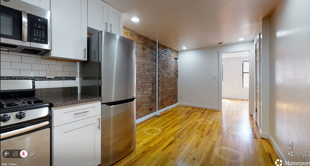 East 7th Street - Photo 1