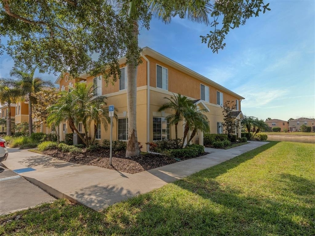 12905 Tigers Eye Drive - Photo 3