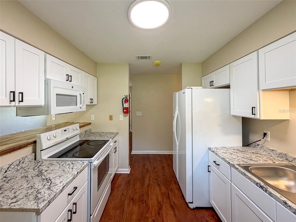 13625 Nw 141st Place - Photo 10