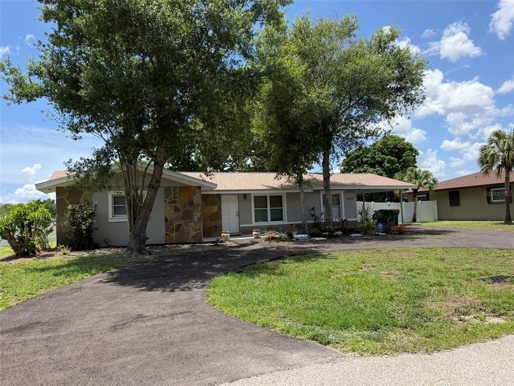 4093 Drance Street - Photo 30