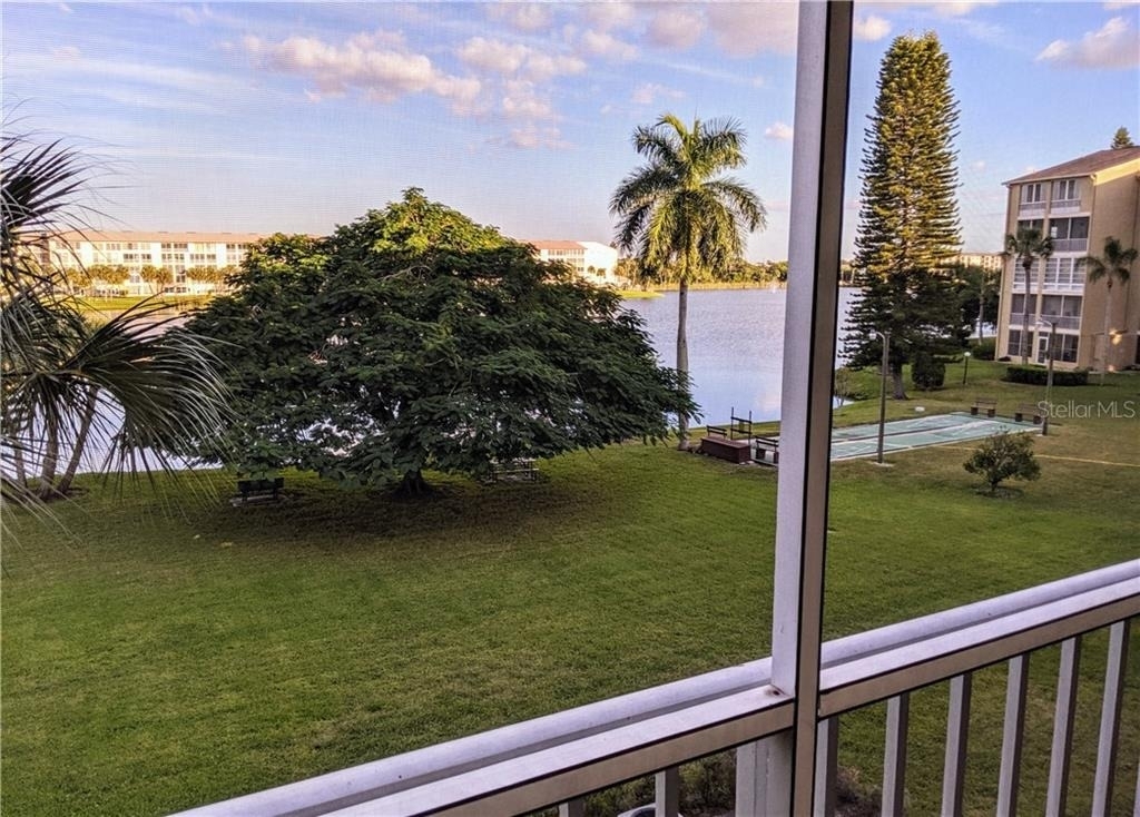 3668 Lake Bayshore Drive - Photo 23