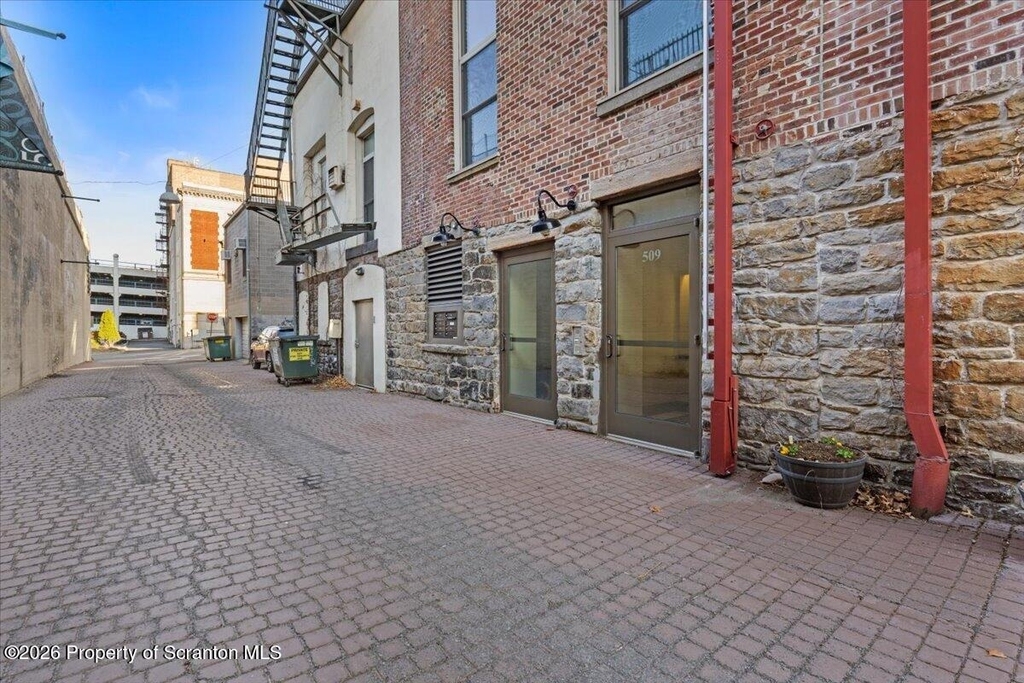 509 Bogart Place - Photo 27
