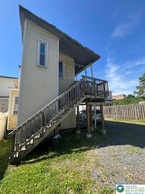 223 W Rowe Street - Photo 10