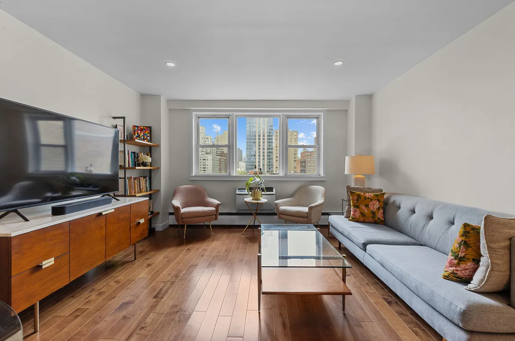 446 East 86th Street - Photo 0