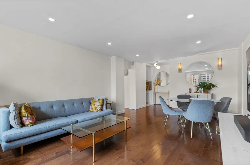 446 East 86th Street - Photo 2