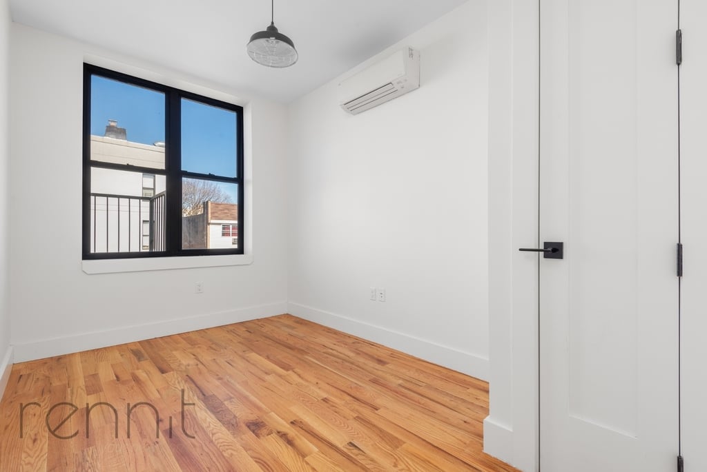 702 Evergreen Avenue - Photo 6