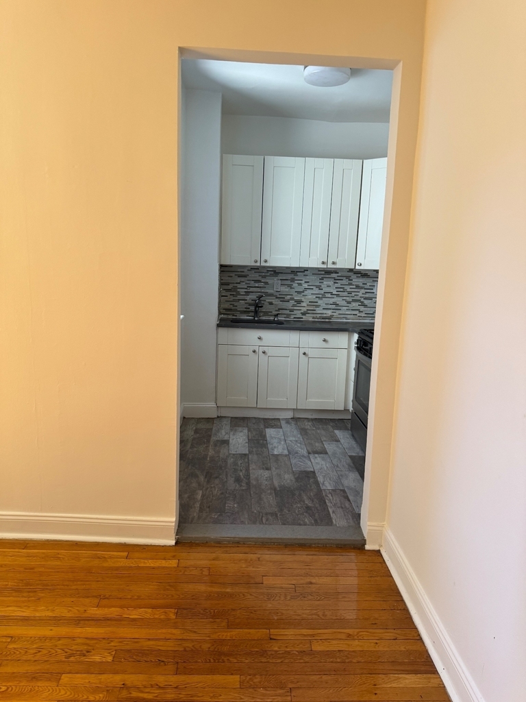 243 West 99th Street - Photo 4