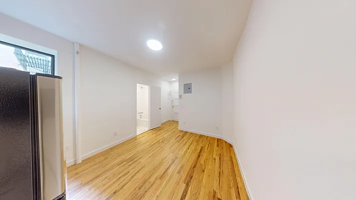 415 East 73rd Street - Photo 3