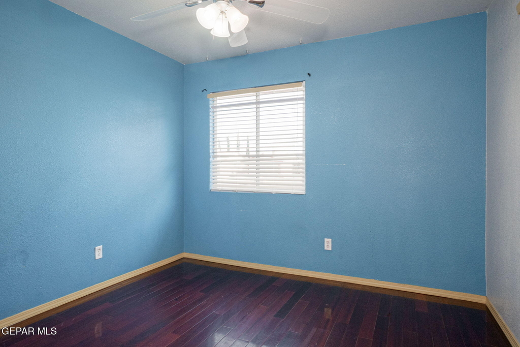 10805 Hitchcock Avenue - Photo 14