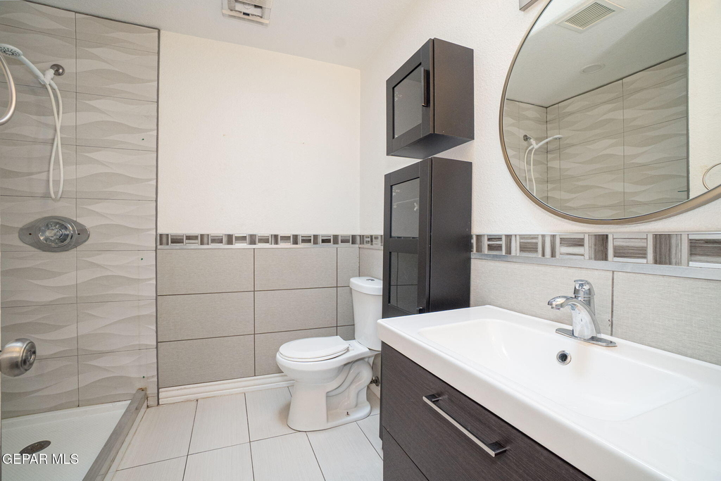 10805 Hitchcock Avenue - Photo 16