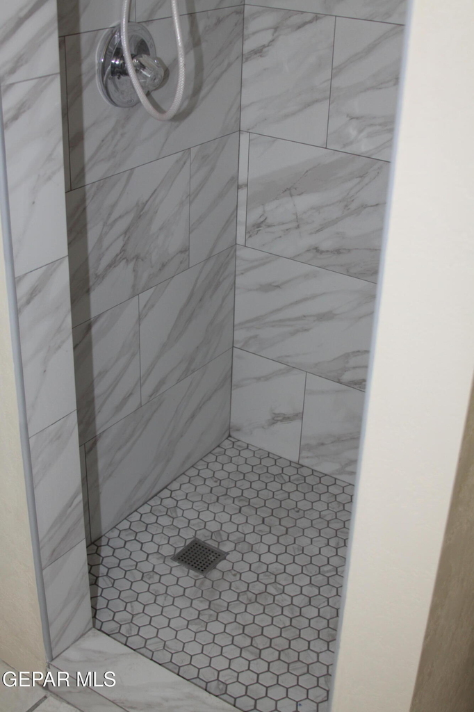 368 Chermont Court - Photo 16