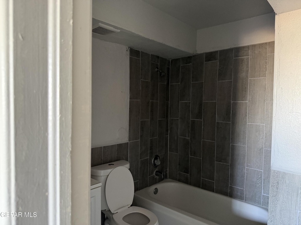 8507 Alameda Avenue - Photo 7