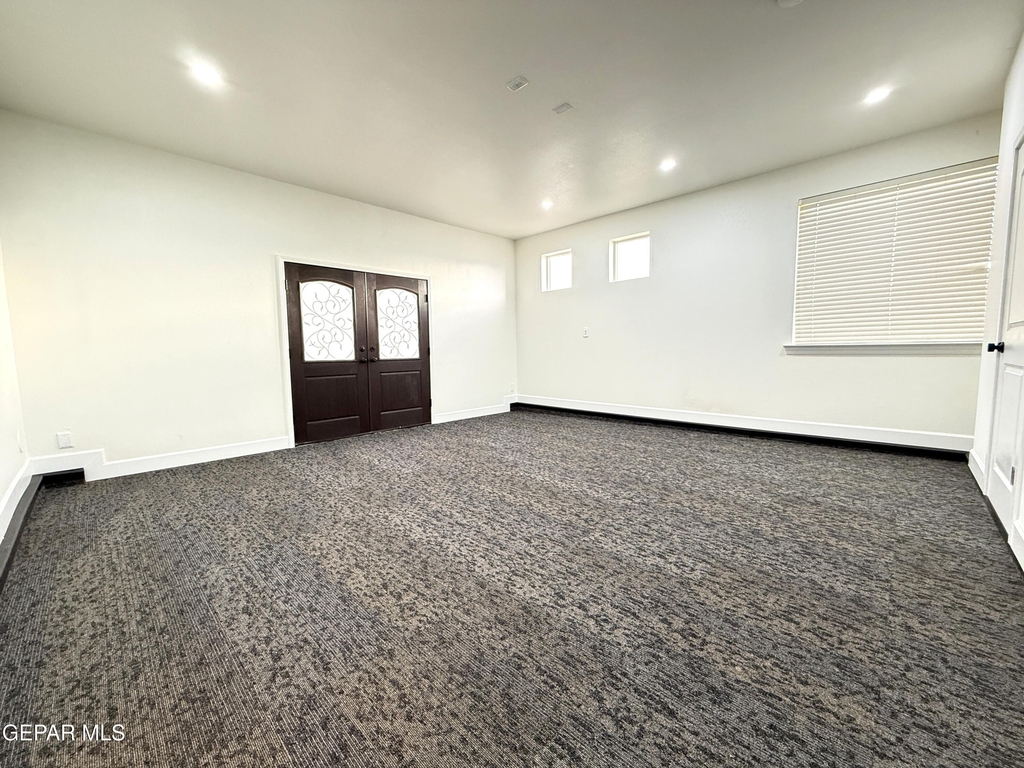 1028 Flyer Place - Photo 36