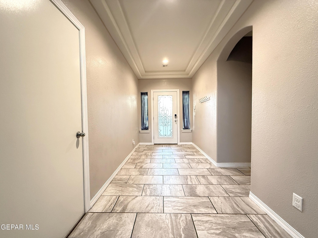 1028 Flyer Place - Photo 8